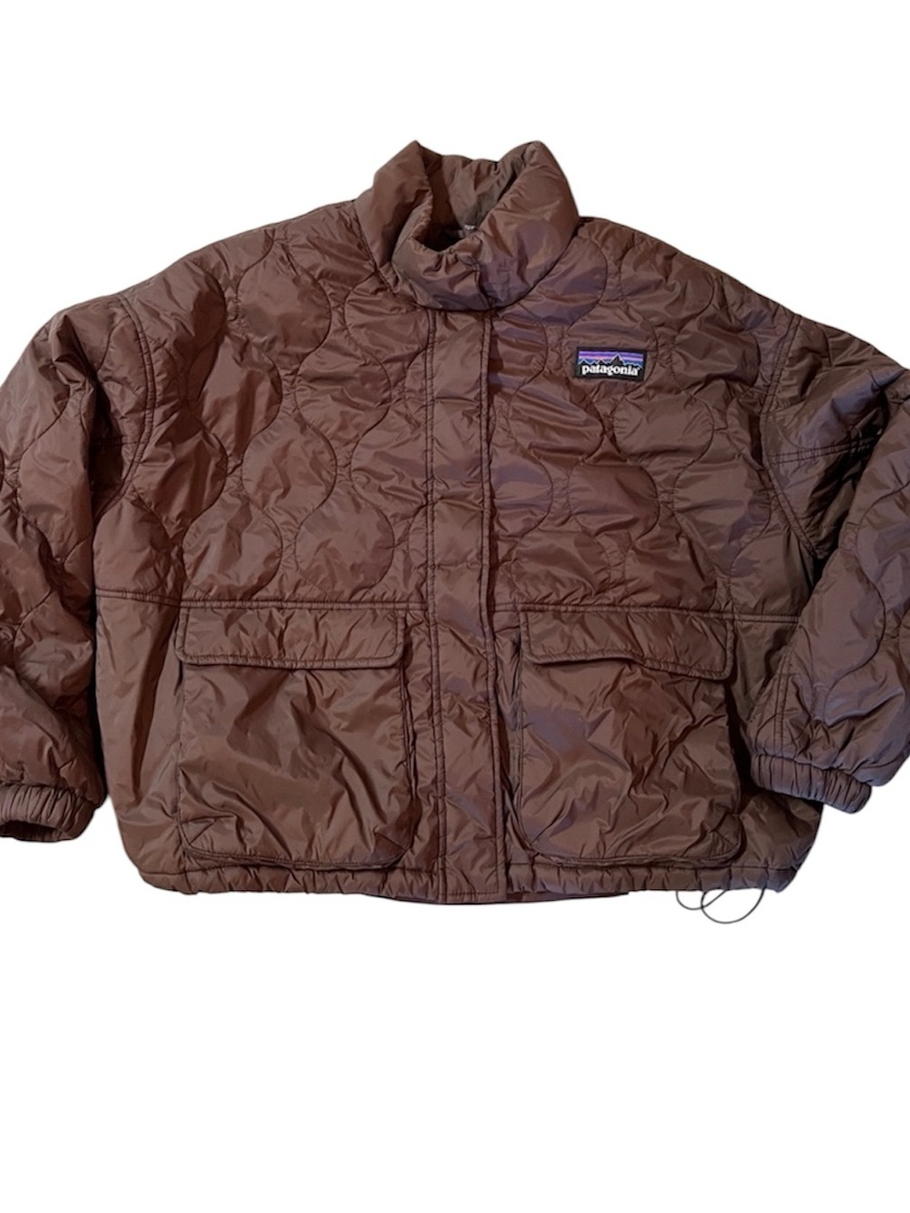 PATAGONIA diamond quilted jacket
front patch pockets
adjustable drawcord hem
XL